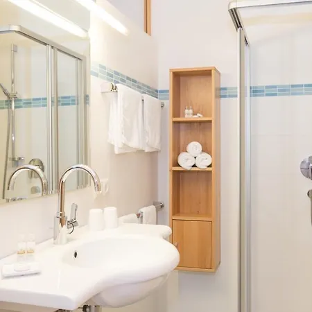 Aparthotel Aichner 3*