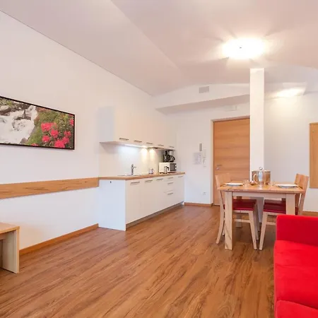 Aichner Aparthotel 3*