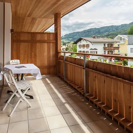 Aparthotel Aichner 3*
